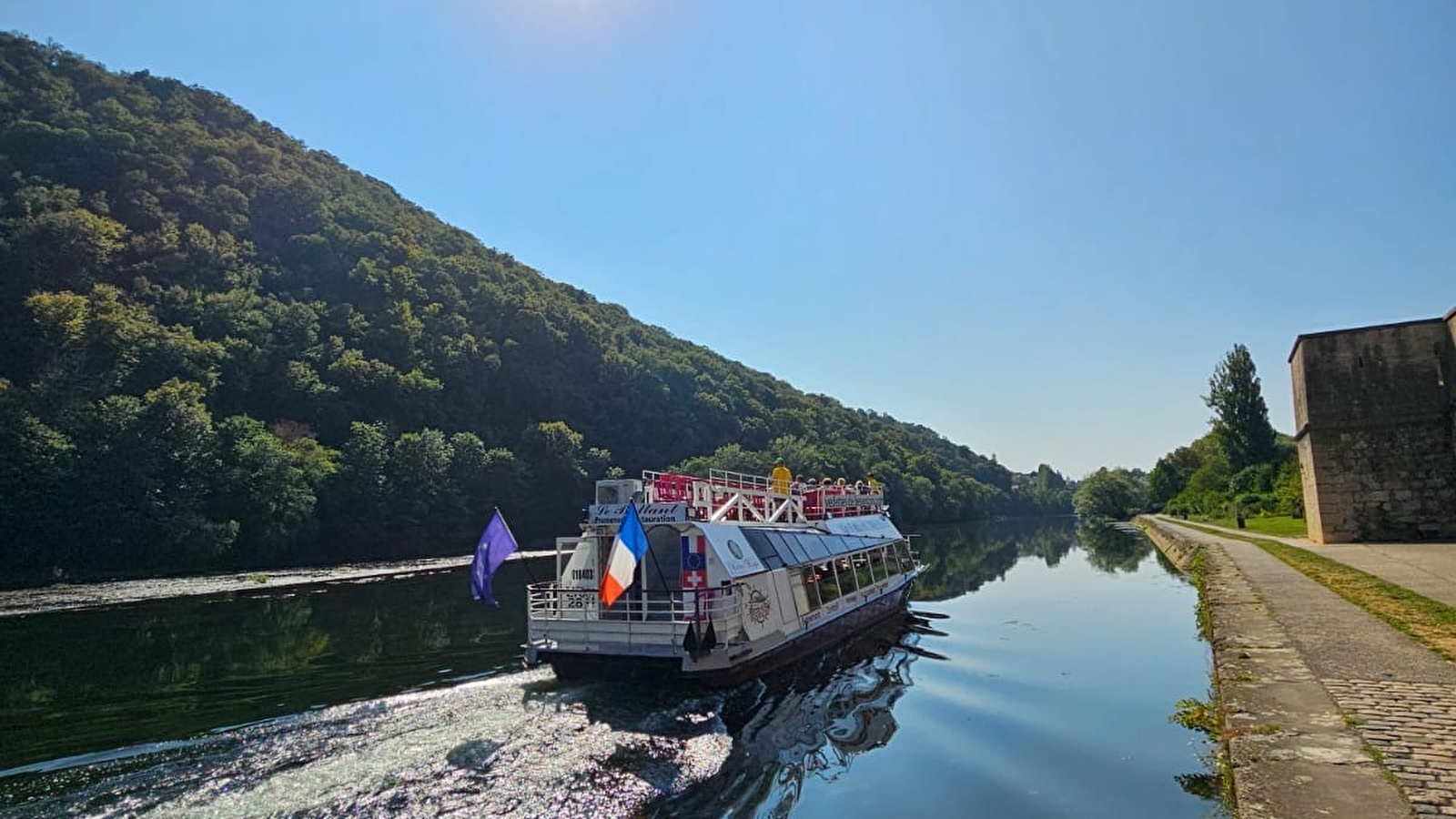 Bateau 'le Battant' Vedettes de Besançon