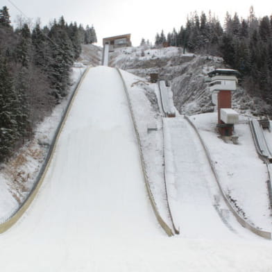 Visite des tremplins internationaux de saut à ski Chaux-Neuve